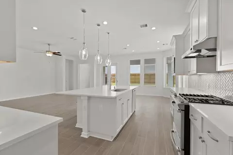 Kitchen - 15331 Le Reve Ln, Conroe, TX 77302 photo 1 of 3