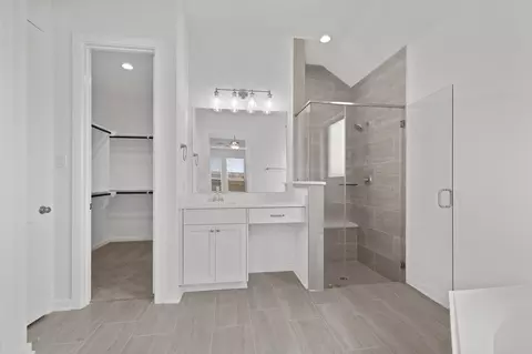 Bath - 15331 Le Reve Ln, Conroe, TX 77302 photo 2 of 5