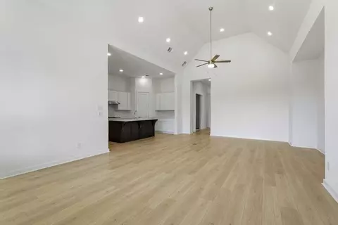 Living - 299 Sierra Stream Ln, Conroe, TX 77304 photo 4 of 6