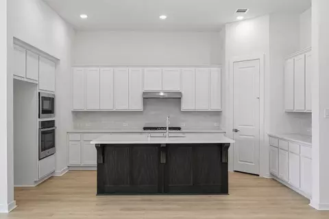 Kitchen - 299 Sierra Stream Ln, Conroe, TX 77304 photo 1 of 3