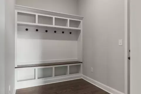 Entry Way - 200 Midvale Cir, Harvest, AL 35749 photo 5 of 7