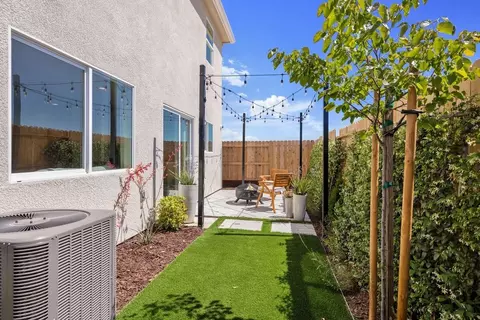 Exterior - 484 Anthology St, Turlock, CA 95380 photo 5 of 7