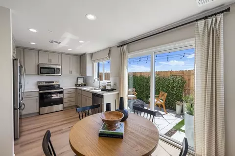 Kitchen - 484 Anthology St, Turlock, CA 95380 photo 1 of 8