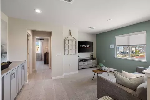 Entry Way - 484 Anthology St, Turlock, CA 95380 photo 2 of 9