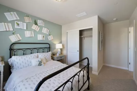 Bedroom - 484 Anthology St, Turlock, CA 95380 photo 3 of 11