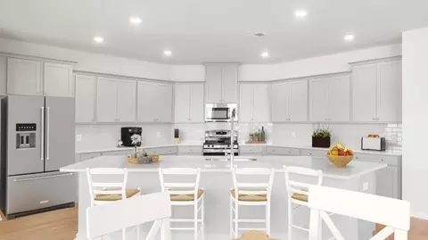 Kitchen - 138 Beamon Loop, Summerville, SC 29486 photo 3 of 7