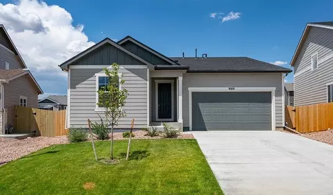9319 Golden Buffs Dr, Colorado Springs, CO 80925