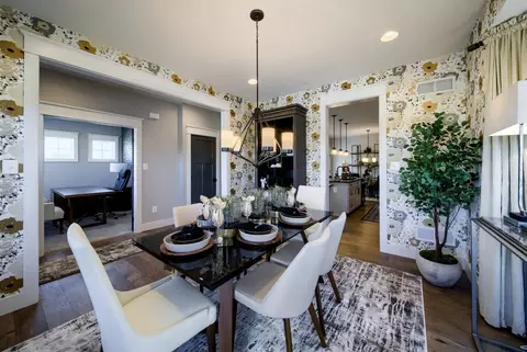 Dining - 1650 Yankeeland Ave, Frederick, MD 21702 photo 6 of 17