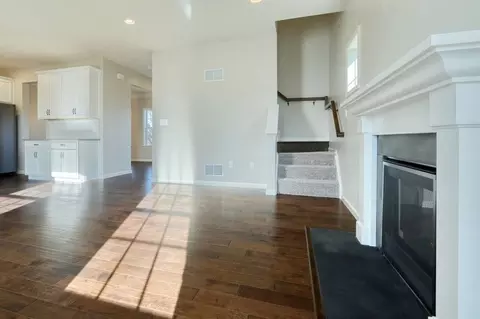 Living - 1650 Yankeeland Ave, Frederick, MD 21702 photo 15 of 20