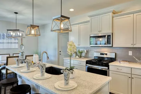 Kitchen - 1650 Yankeeland Ave, Frederick, MD 21702 photo 22 of 36