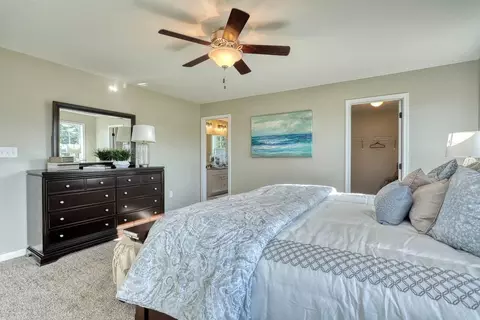 Bedroom - 1650 Yankeeland Ave, Frederick, MD 21702 photo 8 of 17
