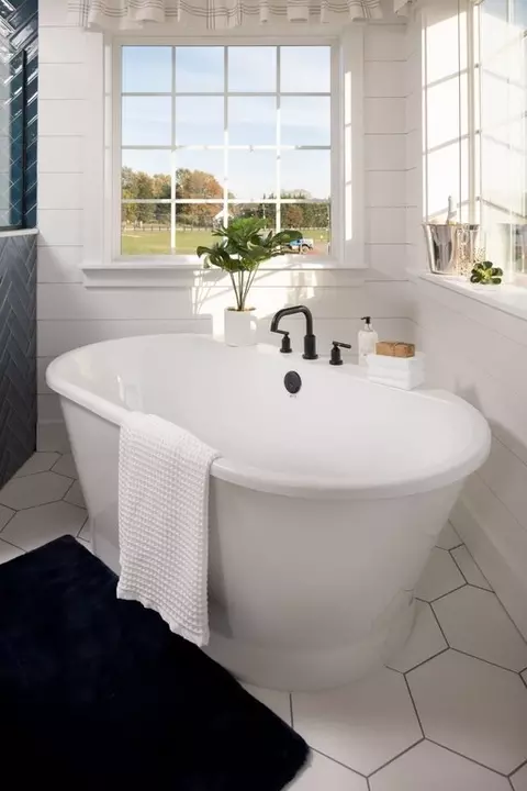Bath - 1650 Yankeeland Ave, Frederick, MD 21702 photo 26 of 37