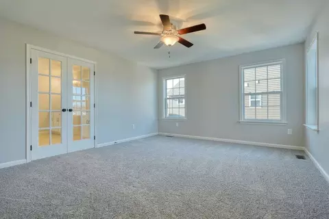 Living - 1650 Yankeeland Ave, Frederick, MD 21702 photo 18 of 20