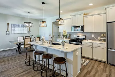 Kitchen - 1650 Yankeeland Ave, Frederick, MD 21702 photo 18 of 36