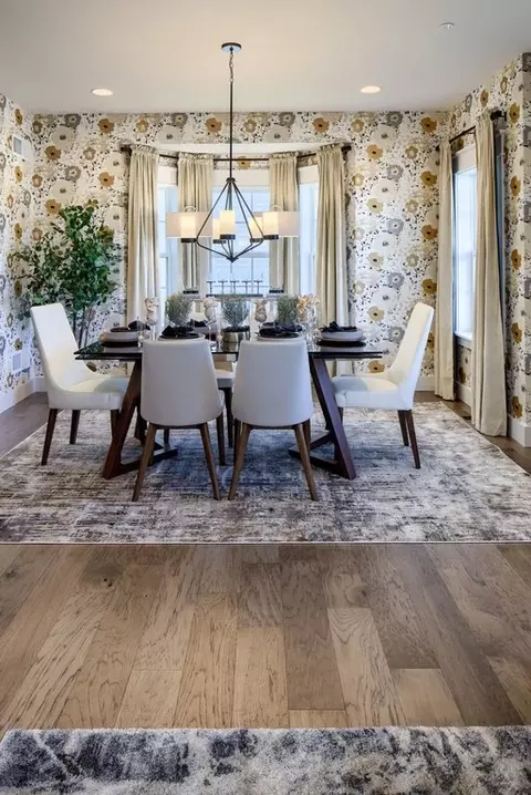 Dining - 1650 Yankeeland Ave, Frederick, MD 21702 photo 3 of 17