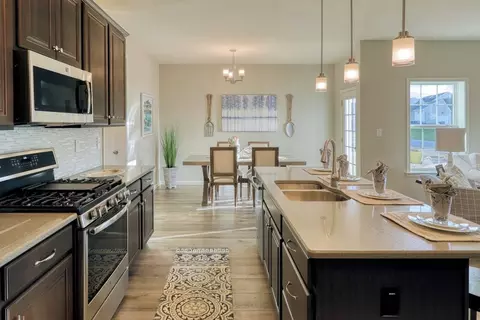 Kitchen - 1650 Yankeeland Ave, Frederick, MD 21702 photo 30 of 36