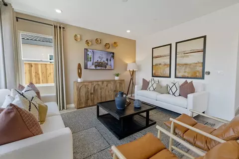 Living - 379 Astilbe St, Discovery Bay, CA 94505 photo 4 of 5