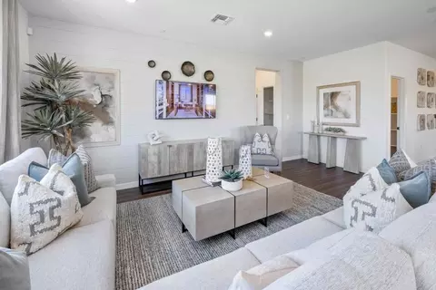 Living - 379 Astilbe St, Discovery Bay, CA 94505 photo 2 of 5