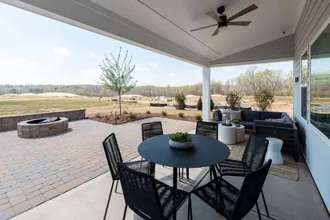 Exterior - 207 Haze Gray Pl, Inman, SC 29349 photo 9 of 18