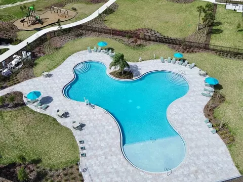 707 Sunshower Dr, Lady Lake, FL 32159