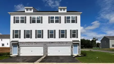 268 Winding Rd, Easton, PA 18040