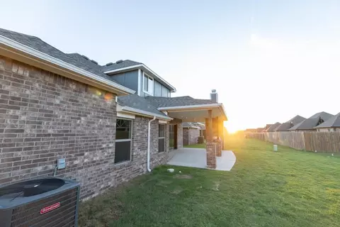 Exterior - 2900 E Northampton St, Broken Arrow, OK 74014 photo 4 of 10