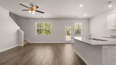 Living - 1004 Richland Creek Dr, Augusta, GA 30906 photo 1 of 3