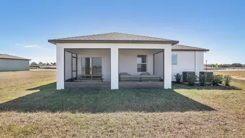 Exterior - 11 Pheasant Dr, Palm Coast, FL 32164 photo 4 of 12