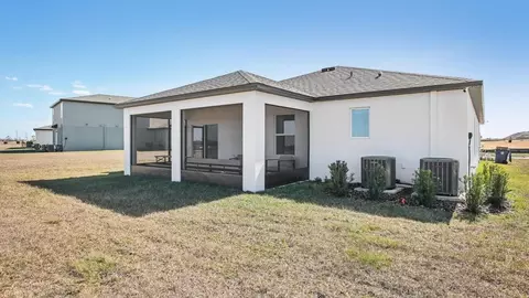 Exterior - 11 Pheasant Dr, Palm Coast, FL 32164 photo 6 of 12