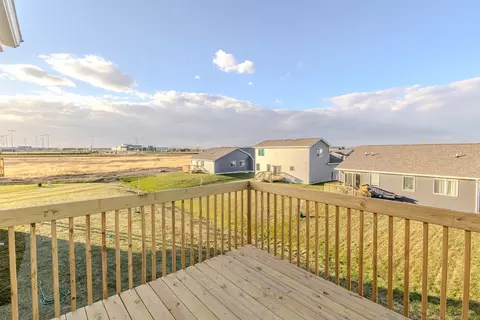 Exterior - White Oak Ln, Granger, IA 50109 photo 7 of 7