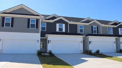 106 Graham Ave, Calhoun, GA 30701