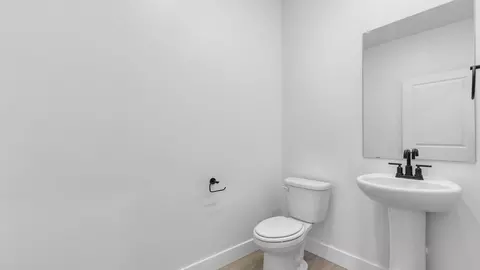 Bath - 4325 W 3575 N, Plain City, UT 84404 photo 1 of 8