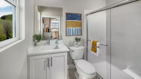 Bath - 201 Mount Royal Rd, Vacaville, CA 95687 photo 2 of 4