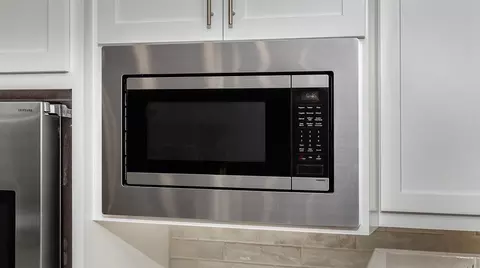 Kitchen - 201 Mount Royal Rd, Vacaville, CA 95687 photo 4 of 6