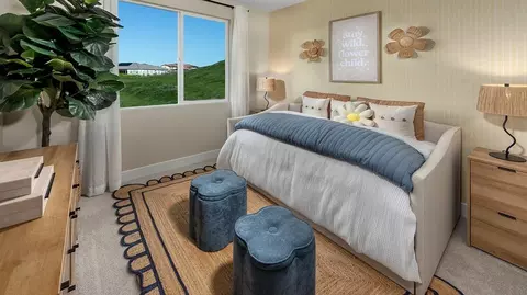 Bedroom - 201 Mount Royal Rd, Vacaville, CA 95687 photo 5 of 6