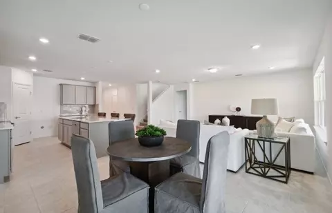 Dining - 10818 Sapphire Breeze Cv, Parrish, FL 34219 photo 1 of 2