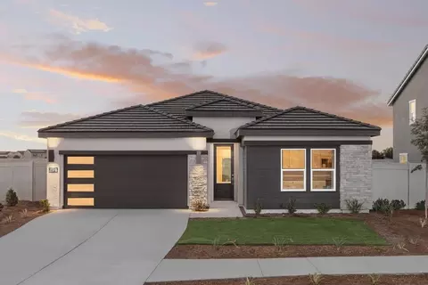 Exterior - 6208 Cardano Ave, Bakersfield, CA 93313 photo 2 of 7