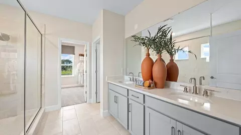 Bath - 13610 Cornerstone Way, Parrish, FL 34219 photo 2 of 8