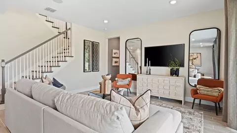 Living - 13610 Cornerstone Way, Parrish, FL 34219 photo 1 of 2