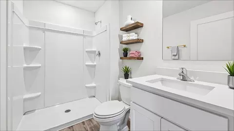 Bath - 6872 SW 45th Ave, Ocala, FL 34476 photo 2 of 4