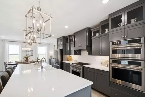Kitchen - 14979 Deco Cir, Chantilly, VA 20151 photo 7 of 7