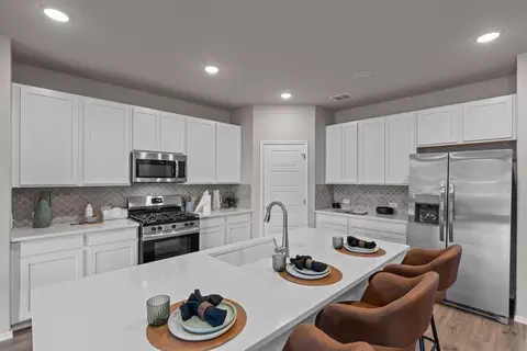 6911 Comanche Cave, San Antonio, TX 78247