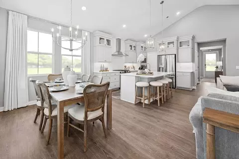 Dining - 282 N Lighthouse Oval, Lakeside, OH 43440 photo 1 of 2