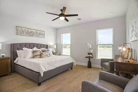 Bedroom - 8033 Knoll Rd, Foley, AL 36535 photo 1 of 2