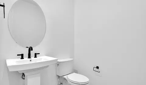 Bath - 259 Sika Dr, Saint Augustine, FL 32086 photo 4 of 5
