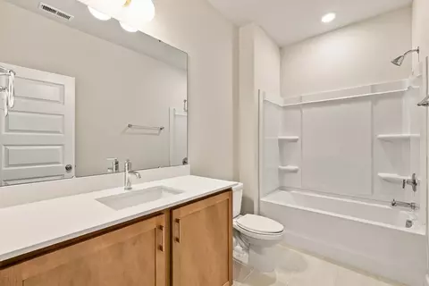 Bath - 1122 Lamplighter Dr, Raleigh, NC 27604 photo 4 of 4