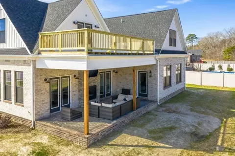 Exterior - 234 Hall Rd, Hampton, VA 23664 photo 9 of 23