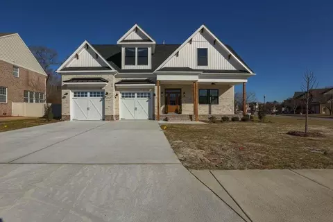 Exterior - 234 Hall Rd, Hampton, VA 23664 photo 3 of 23
