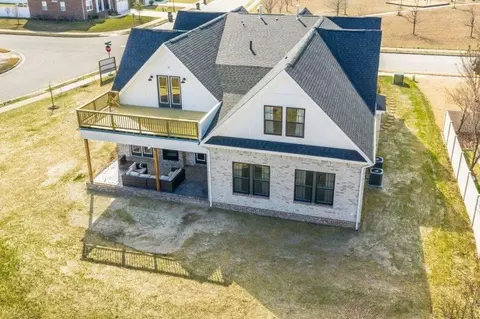 Exterior - 234 Hall Rd, Hampton, VA 23664 photo 7 of 23