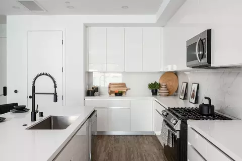 118 Astronaut Ellison S Onizuka St, Los Angeles, CA 90012